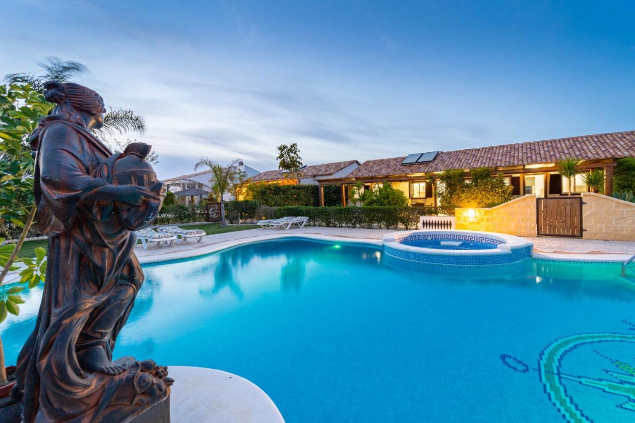 Apartamento Jibazahora Piscis Zahora Exterior foto